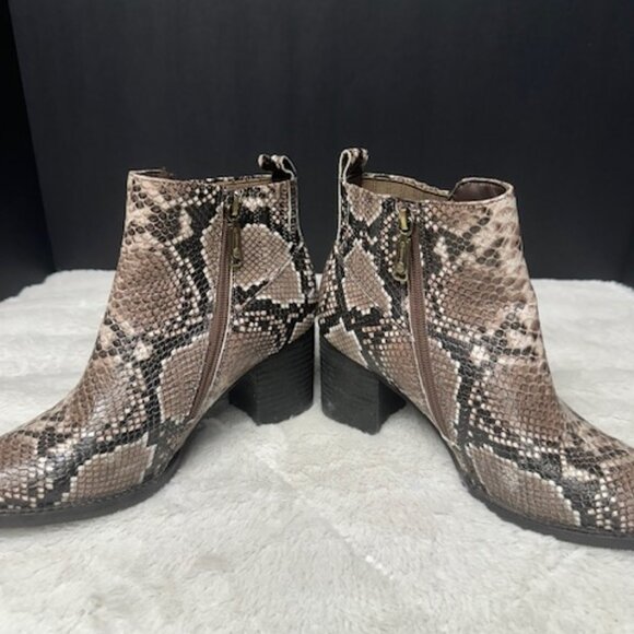 Blondo Waterproof Ankle Boots With Heel Zip Closure Size 8 - Picture 4 of 11